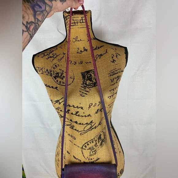 Recycled Riot hand dyed Vintage Coach Compact Pouch - Picture 12 of 15